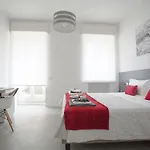 Dreams In Πανσιόν